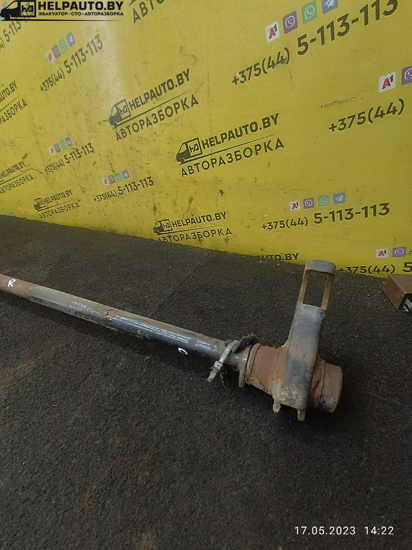 торсион подвески SsangYong Musso 1 поколение 1997, 2.9 л., MB-OM 662, дизель, АКПП, зеленый, внедорожник 5 дв. - фото №1