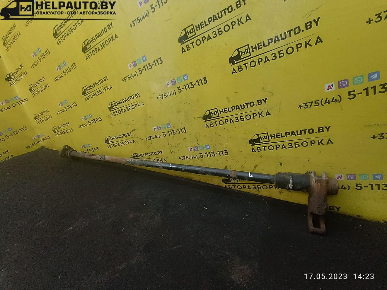 торсион подвески SsangYong Musso 1 поколение 1997, 2.9 л., MB-OM 662, дизель, АКПП, зеленый, внедорожник 5 дв. - фото №1