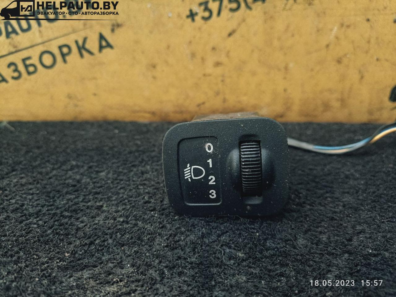 кнопка корректора фар Honda Accord 5 поколение 1995, 2.0 л., F20B, бензин, АКПП, черный, седан - фото №1