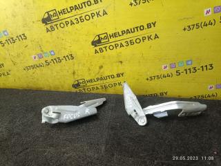 петля капота Ford Focus 1 поколение [рестайлинг] 2003, 1.6 л., бензин, МКПП, серебристый, седан