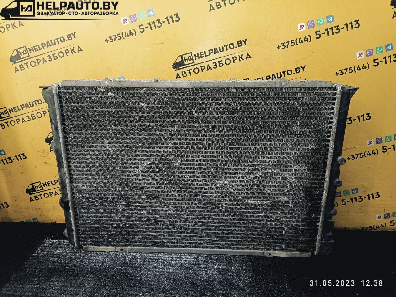радиатор (основной) Renault Megane 1 поколение 1998, 1.9 л., F8Q 620, дизель, МКПП, бордовый, седан, передний привод - фото №1