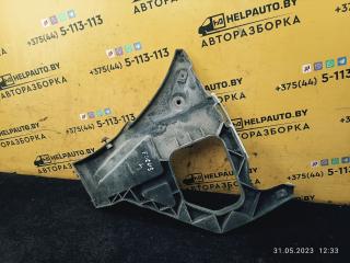 Крепление бампера заднего Ford Focus 1 поколение [рестайлинг] 2003, 1.6 л., бензин, МКПП, серебристый, седан