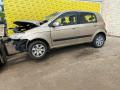 часть кузова (вырезанный элемент) Hyundai Getz 1 поколение [рестайлинг] 2008, 1.4 л., G4EE, бензин, МКПП, хетчбэк 5 дв., G4EE - фото №4
