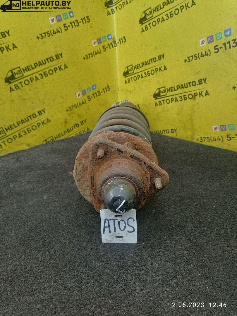 стойка передняя левая Hyundai Atos 1 поколение 2000, 1.0 л., G4HC, бензин, МКПП, черный, хетчбэк 5 дв. - фото №1