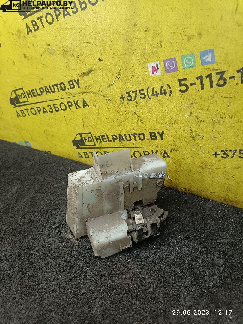 замок двери передней правой Renault Scenic 1 поколение 1998, 1.9 л., дизель, МКПП, серый, минивэн - фото №1