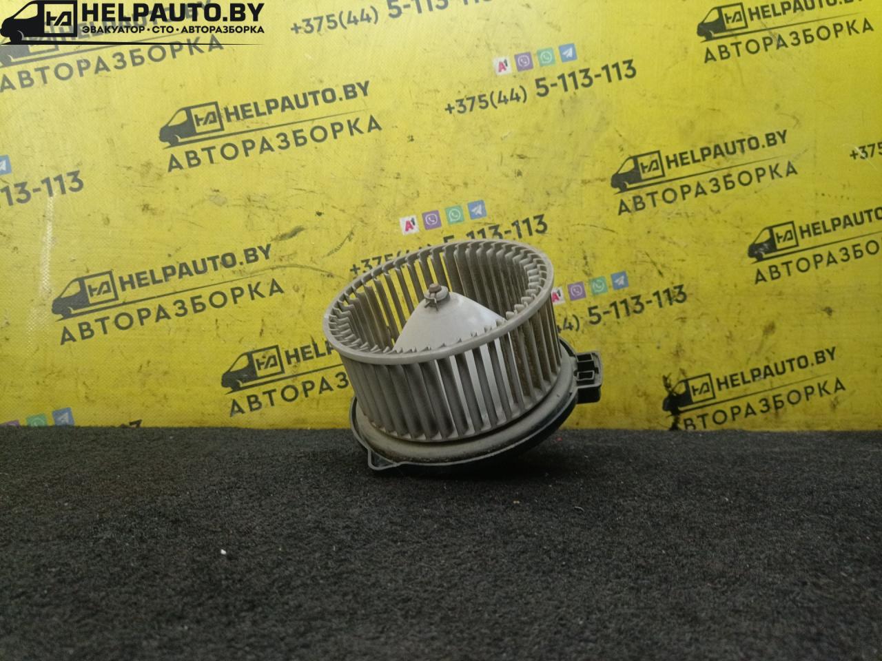 моторчик печки Proton Persona  1 поколение 1996, 1.5 л., бензин, МКПП, темный, хетчбэк 5 дв. - фото №1