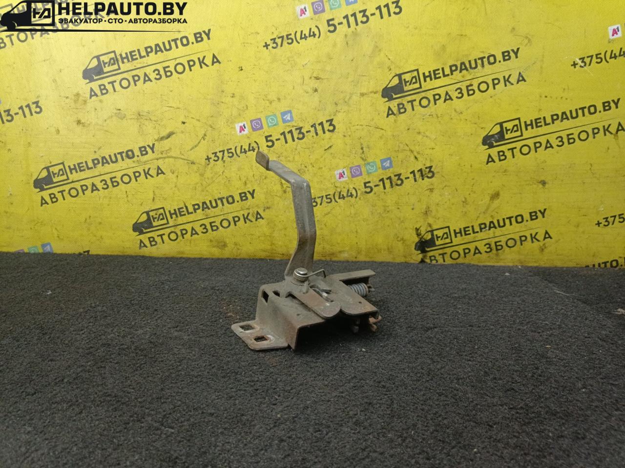 замок капота Ford Escort 5 поколение 1992, 1.6 л., бензин, МКПП, красный, хетчбэк 5 дв. - фото №1