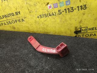 ручка открывания капота Fiat Punto 1 поколение 1997, 1.2 л., бензин, МКПП, белый, хетчбэк 5 дв.