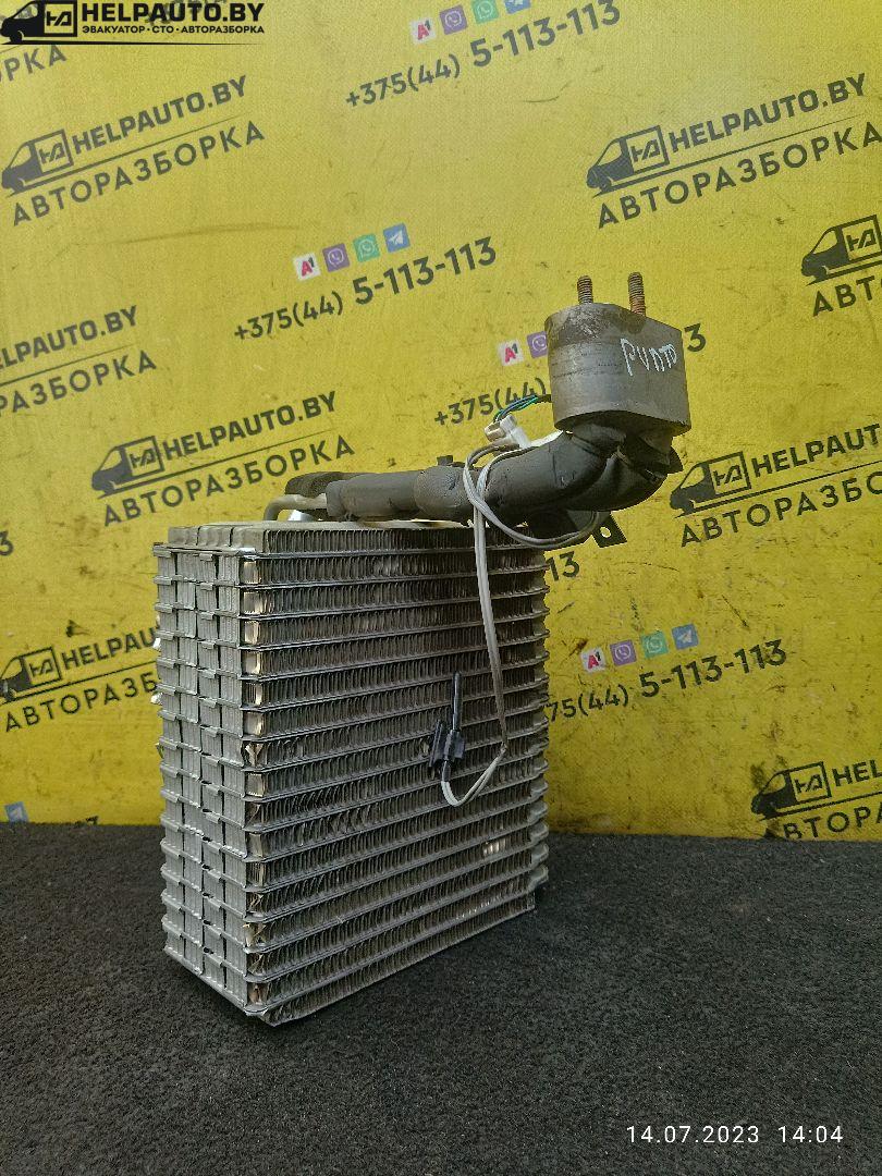 испаритель кондиционера Fiat Punto 1 поколение 1997, 1.2 л., бензин, МКПП, белый, хетчбэк 5 дв. - фото №1