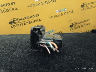 замок двери передней правой Renault 21 1 поколение 1989, 2.0 л., J7T 284, бензин, МКПП, зеленый, седан