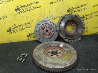 комплект сцепления Nissan Primera P10 1994, 1.6 л., бензин, МКПП, синий, седан
