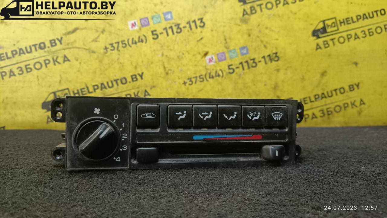 блок управления печки / климат-контроля Nissan Primera P10 1994, 1.6 л., бензин, МКПП, синий, седан - фото №1