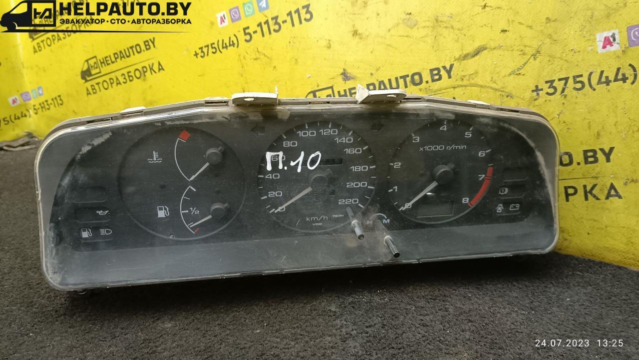 щиток приборов (приборная панель) Nissan Primera P10 1994, 1.6 л., бензин, МКПП, синий, седан - фото №1