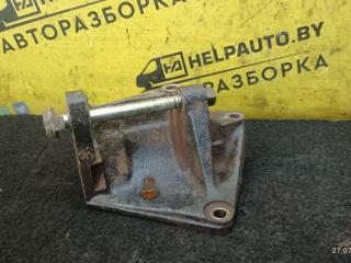 кронштейн двигателя Nissan Primera P10 1994, 1.6 л., бензин, МКПП, синий, седан