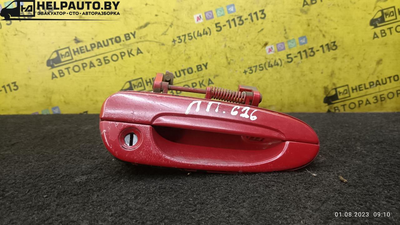 ручка наружная Mazda 626 GE 1992, 1.8 л., бензин, МКПП, красный, хетчбэк 5 дв. - фото №1