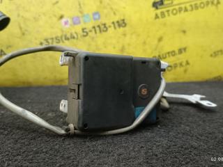 моторчик заслонки печки Mazda 626 GE 1992, 1.8 л., бензин, МКПП, красный, хетчбэк 5 дв.