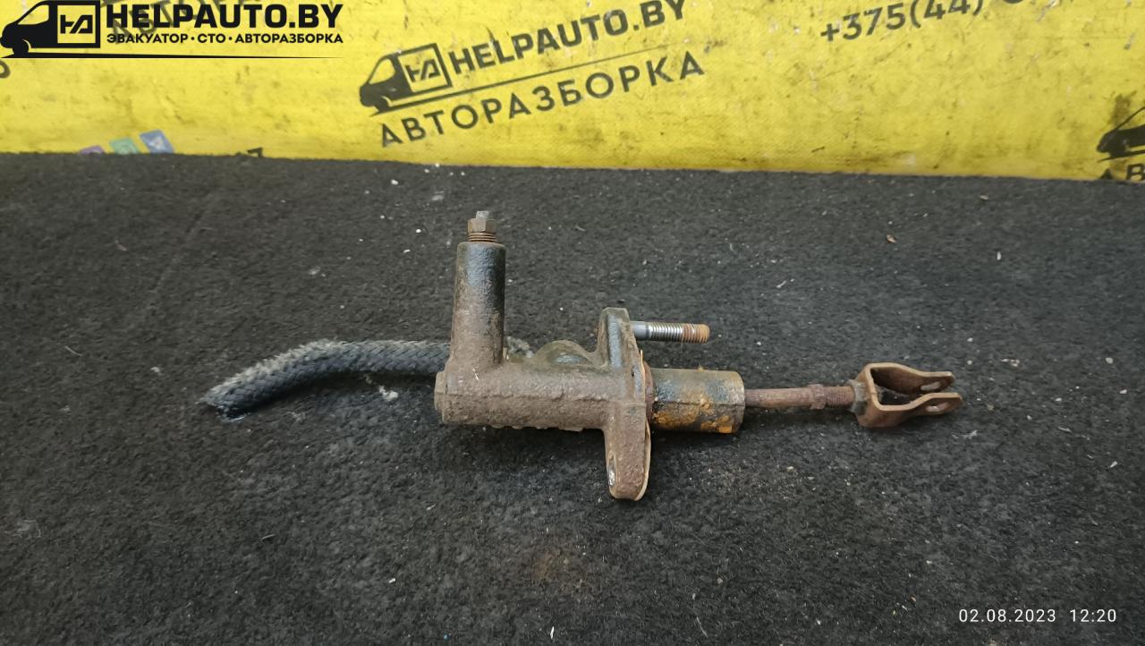 цилиндр сцепления главный Mazda 626 GE 1992, 1.8 л., бензин, МКПП, красный, хетчбэк 5 дв. - фото №1