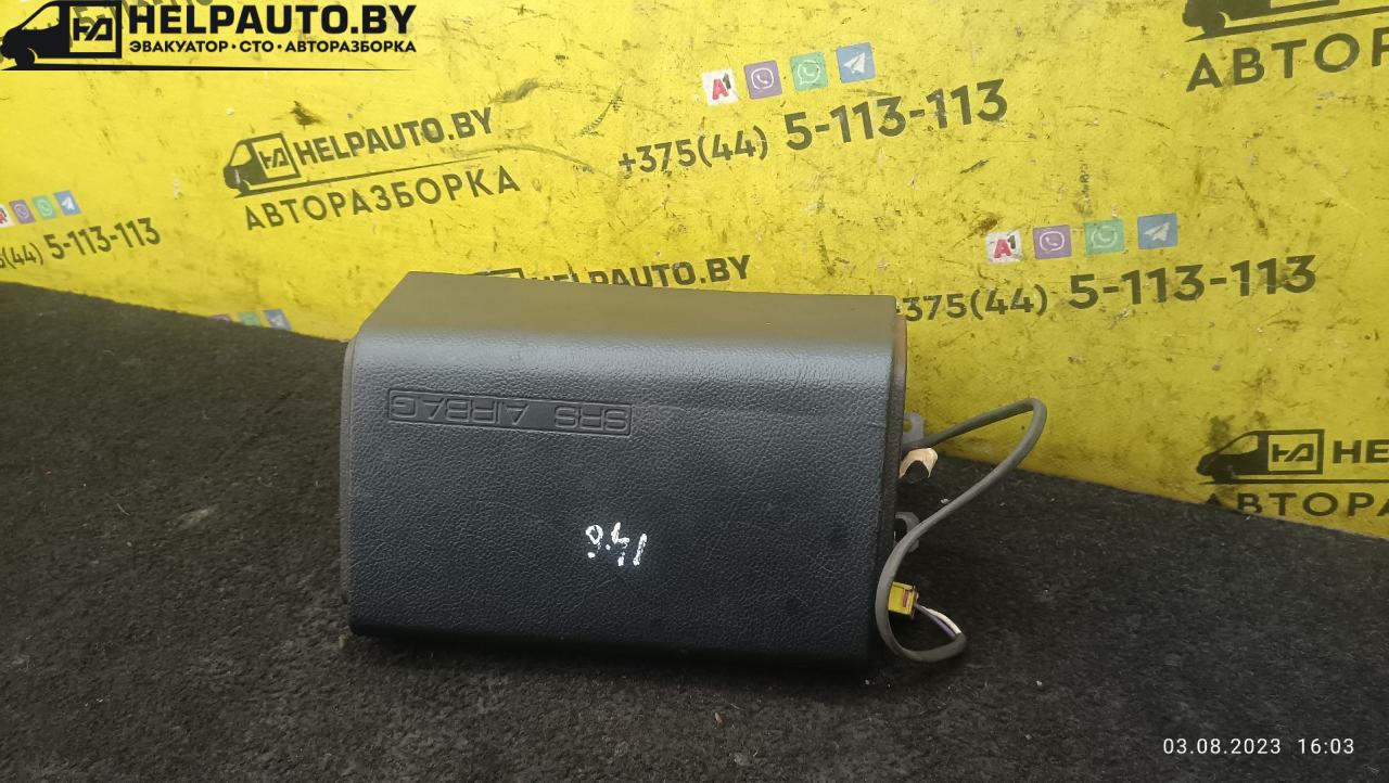 подушка безопасности пассажира Alfa Romeo 146 1 поколение 930B 1996, 1.4 л., бензин, МКПП, черный, хетчбэк 5 дв. - фото №1