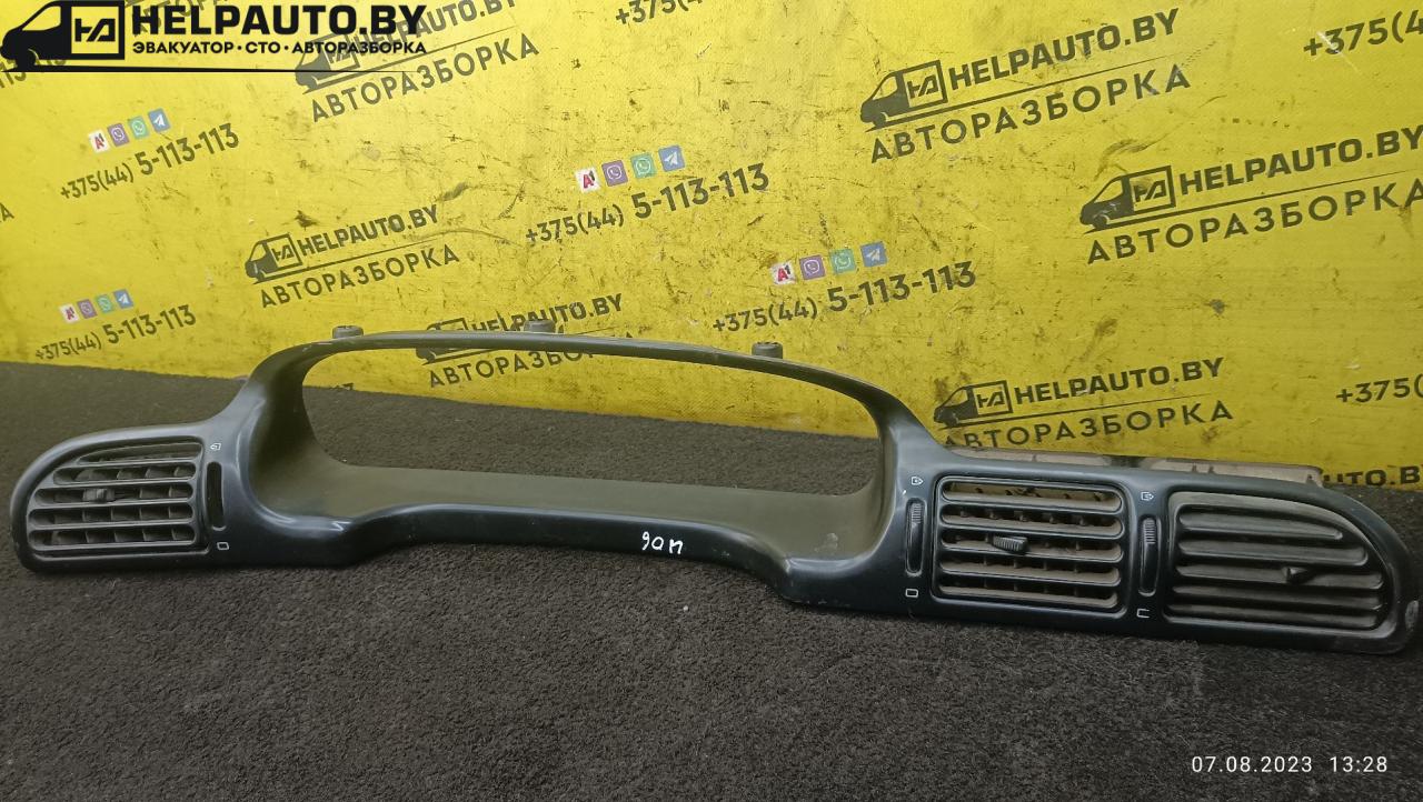 рамка панели приборов Peugeot 406 1 поколение 1997, 1.8 л., бензин, МКПП, бордовый, седан - фото №1