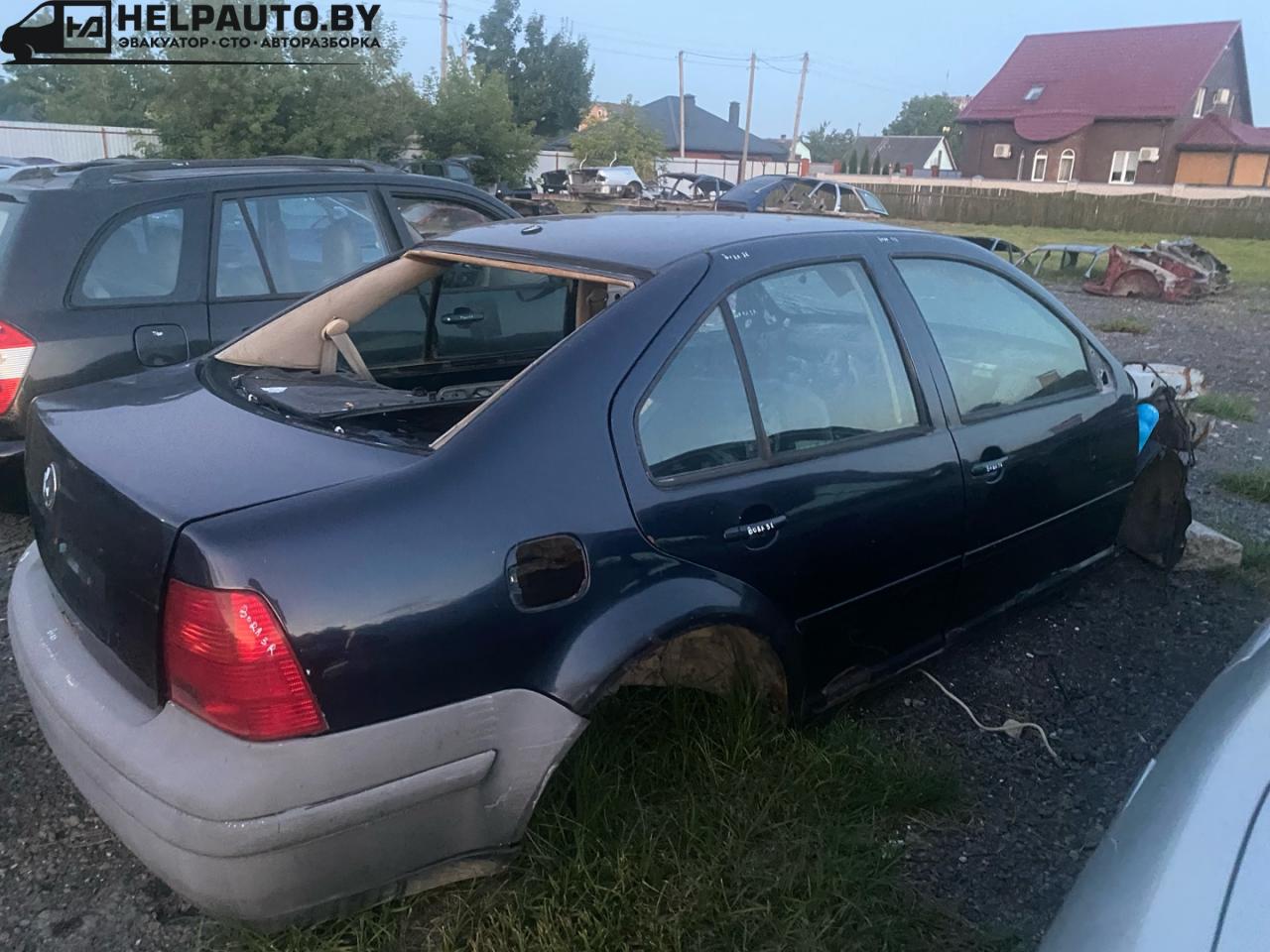 задняя часть кузова (тазик) Volkswagen Bora 1 поколение 2000, 1.8 л., бензин, 5МКПП, синий - фото №1