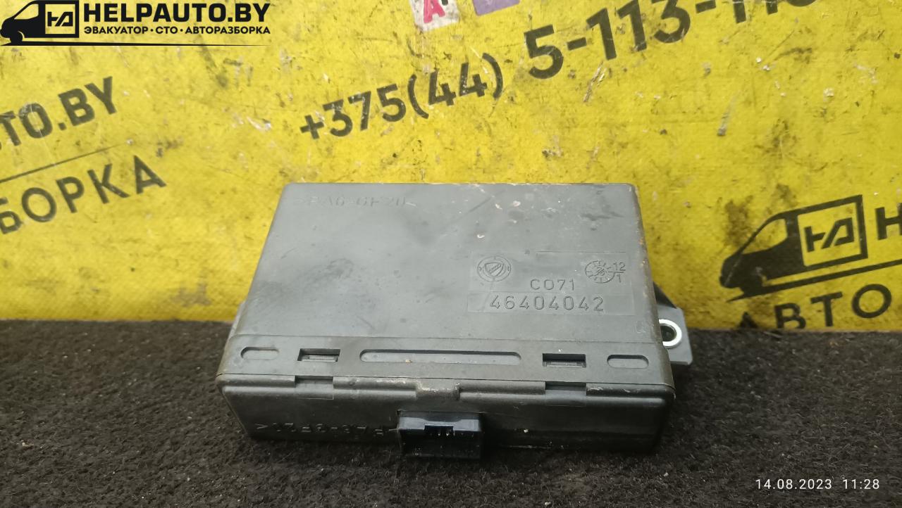 блок комфорта Fiat Marea 1 поколение 1996, 1.8 л., бензин, МКПП, зеленый, седан, 46404042 - фото №1