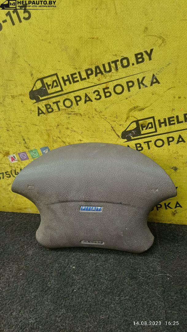 подушка безопасности водителя Fiat Marea 1 поколение 1996, 1.8 л., бензин, МКПП, зеленый, седан - фото №1