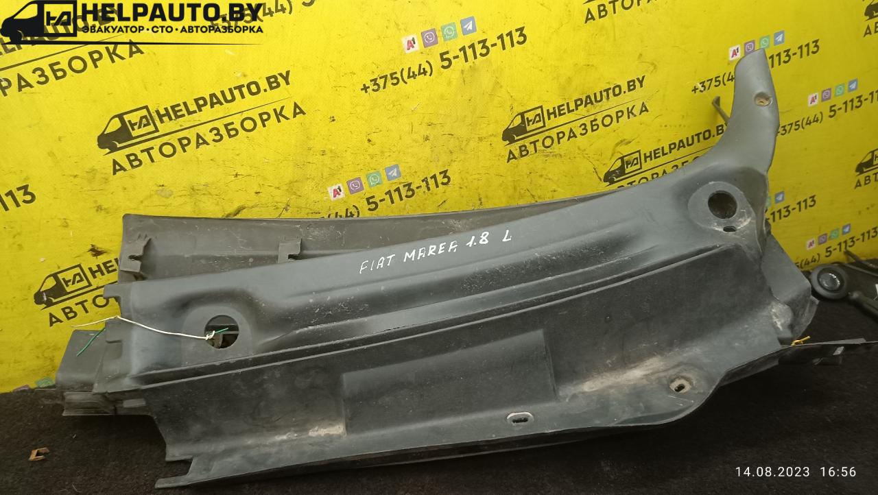 дождевик Fiat Marea 1 поколение 1996, 1.8 л., бензин, МКПП, зеленый, седан - фото №1