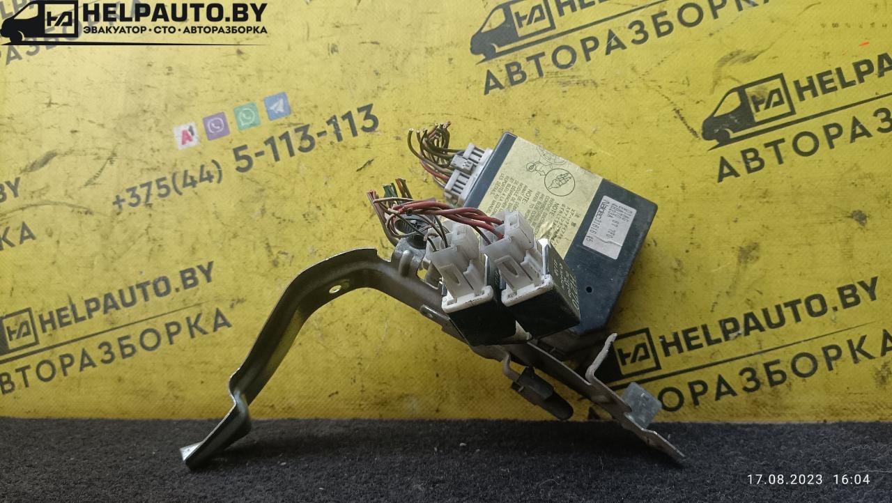 блок AirBag Mazda MX-3 1 поколение 1995, 1.6 л., бензин, МКПП, красный, хетчбэк 3 дв. - фото №1