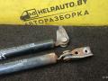 амортизатор крышки багажника (3-5 двери) Mazda 323 6 поколение 1998, 2.0 л., дизель, МКПП, синий, хетчбэк 3 дв. - фото №2