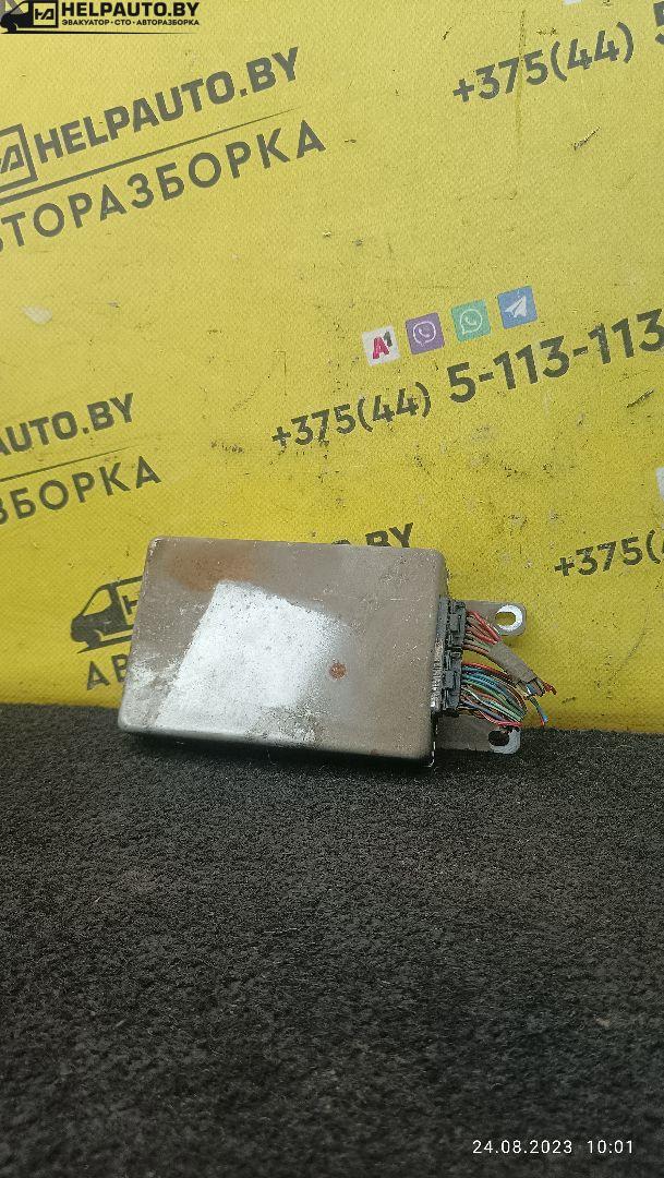 блок управления (другие) Mazda Xedos 6 1 поколение 1996, 2.0 л., бензин, АКПП, черный, седан, KF04 - фото №1