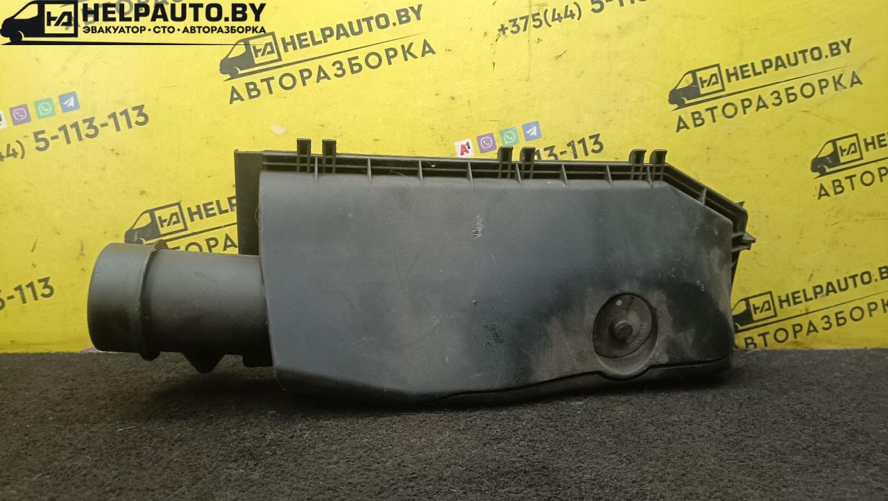 корпус воздушного фильтра Mercedes-Benz C-Класс W203/S203/CL203 2004, A0000945568 - фото №1
