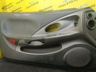 обшивка двери передняя левая Hyundai Tiburon 1 поколение [рестайлинг] RD 2001, 2.0 л., бензин, 5МКПП, красный, купе