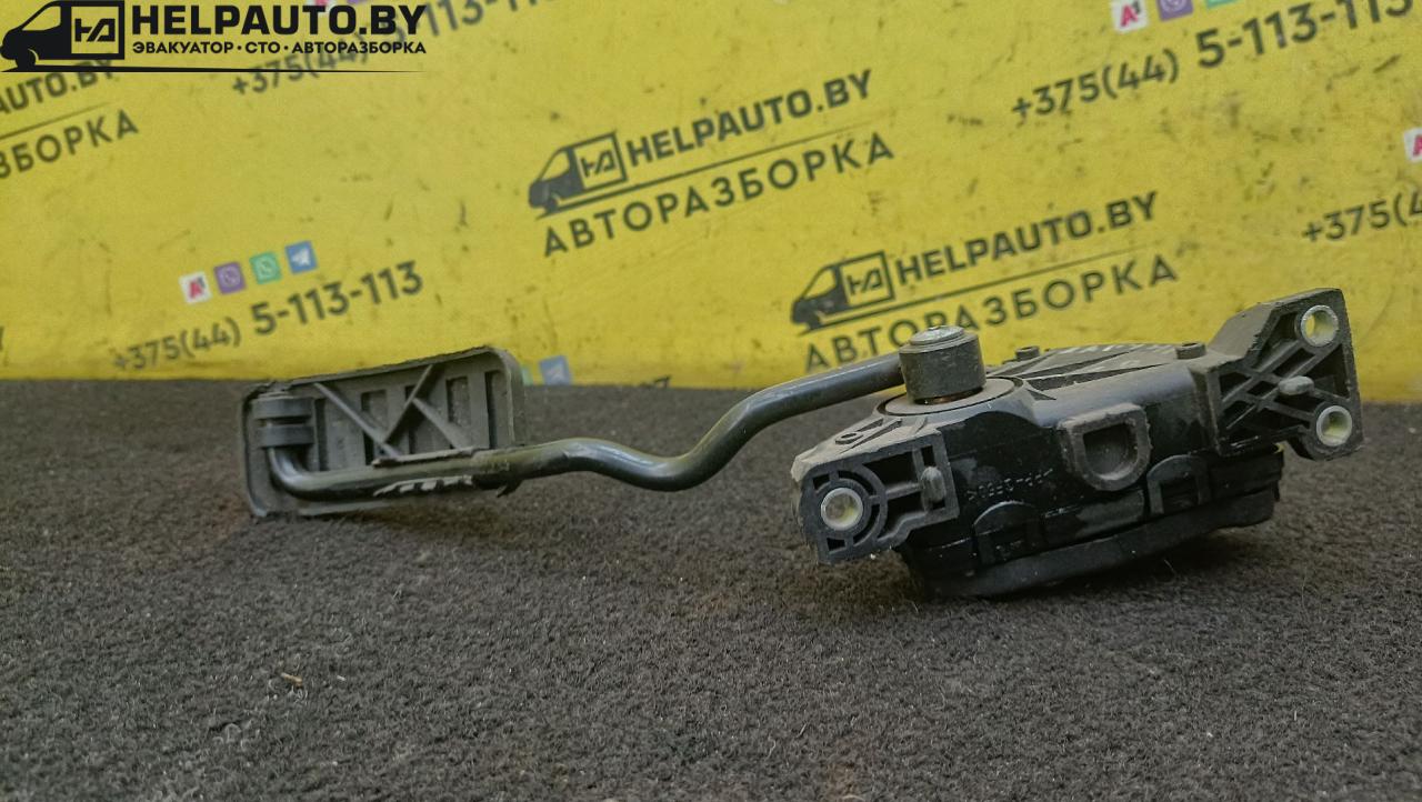 педаль Renault Laguna 2 поколение 2004, 1.9 л., дизель, 8200002905 - фото №1