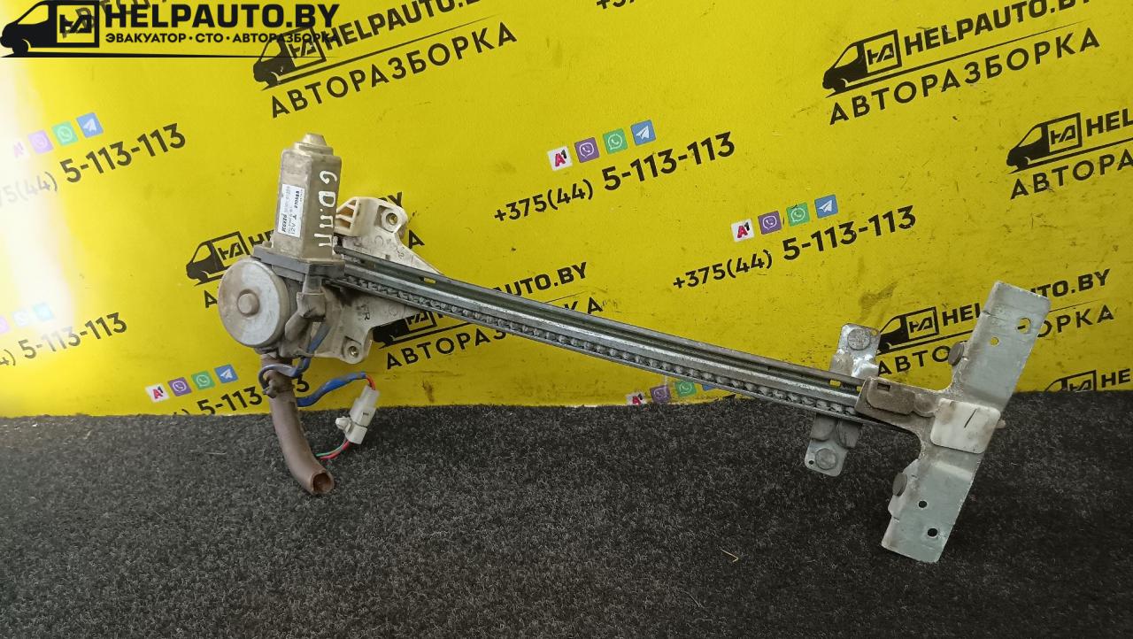 стеклоподъемник электрический передний правый Mazda 626 3 поколение GD 1992, 1.8 л., бензин, МКПП, синий, седан - фото №1