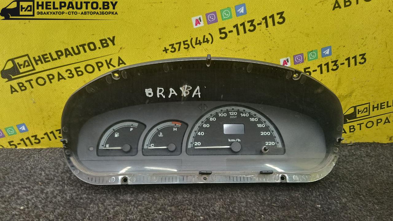 щиток приборов (приборная панель) Fiat Brava 1 поколение 1998, 1.4 л., 182 A3.000, бензин, 5МКПП, серый, хетчбэк 5 дв., передний привод - фото №1