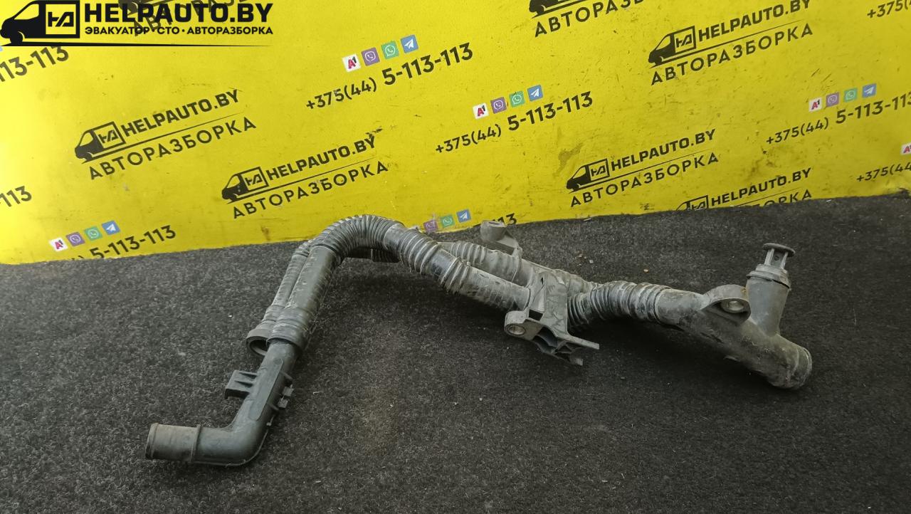 патрубок отопителя (печки) Peugeot 307 1 поколение 2004 - фото №1