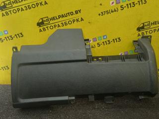 пластик Volkswagen Golf 3 поколение 1995, 1.9 л., 1Y, дизель, МКПП, белый, универсал, передний привод