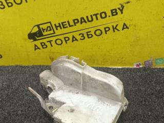замок двери передней правой Volkswagen Golf 3 поколение 1995, 1.9 л., 1Y, дизель, МКПП, белый, универсал, передний привод