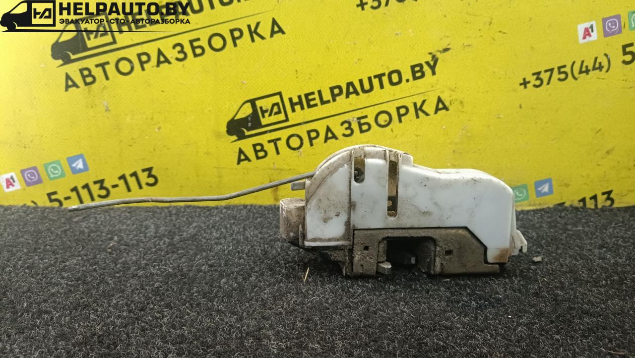замок двери передней левой Volkswagen Golf 3 поколение 1995, 1.9 л., 1Y, дизель, МКПП, белый, универсал, передний привод - фото №1