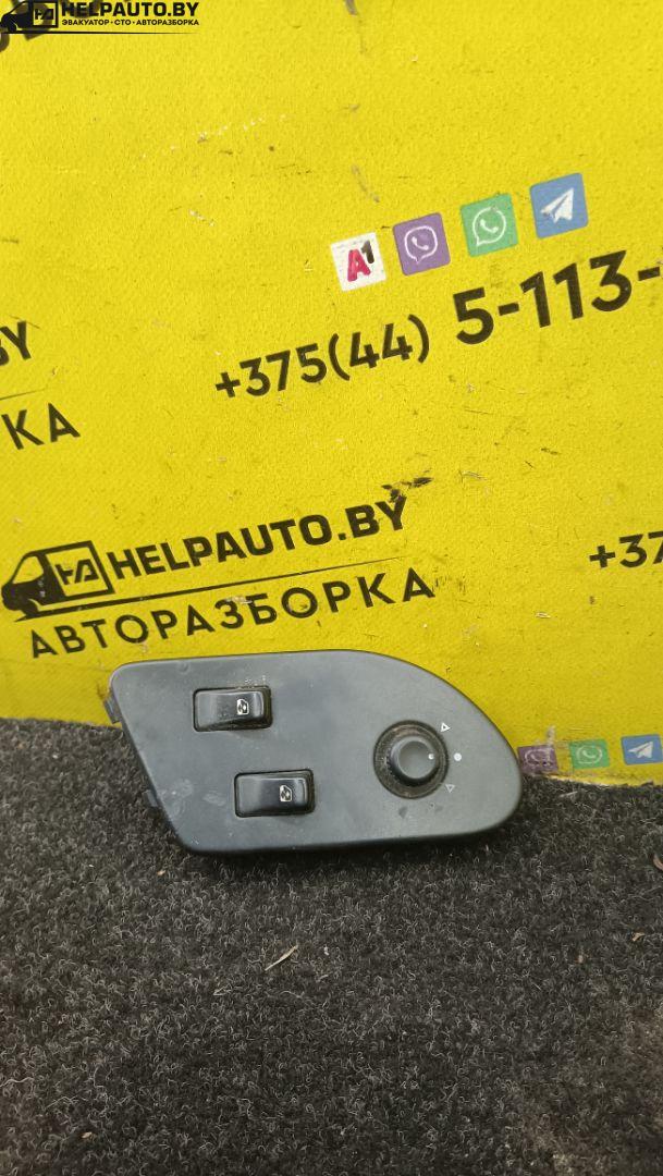 блок управления стеклоподъемниками Renault Safrane 1 поколение 1994, 2.0 л., N7Q 711, бензин, МКПП, синий, хетчбэк 5 дв. - фото №1