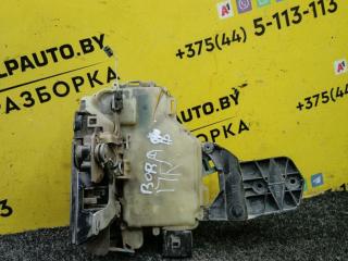 замок двери передней правой Volkswagen Bora 1 поколение 2000, 1.8 л., бензин, 5МКПП, синий