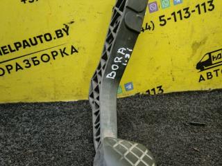 педаль тормоза Volkswagen Bora 1 поколение 2000, 1.8 л., бензин, 5МКПП, синий