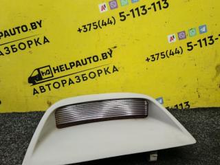 дополнительный стоп-сигнал Toyota Corolla 8 поколение (E110) [рестайлинг] 2001, 1.8 л., 1ZZ-FE, бензин, АКПП, серебристый, седан, передний привод, USA