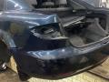 бампер задний Mazda 6 GG 2003, 1.8 л., L8-DE, бензин, АКПП, черный, хетчбэк 5 дв. - фото №4