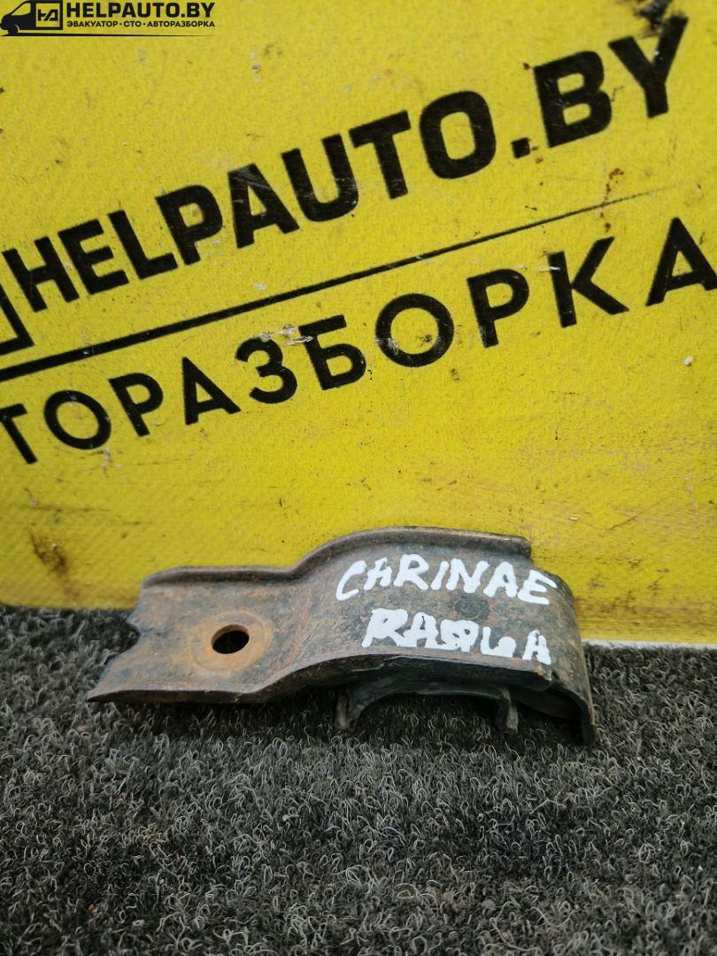 кронштейн радиатора Toyota Carina E 1 поколение 1995, 2.0 л., 2C, дизель, МКПП, бордовый, хетчбэк 5 дв., передний привод - фото №1