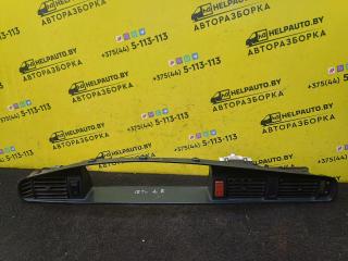 рамка панели приборов Mazda 626 3 поколение 1990, 2.0 л., F8 (12V), бензин, 5МКПП, серебристый, седан, передний привод