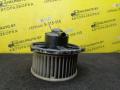 моторчик печки Mazda 626 3 поколение 1990, 2.0 л., F8 (12V), бензин, 5МКПП, серебристый, седан, передний привод - фото №4