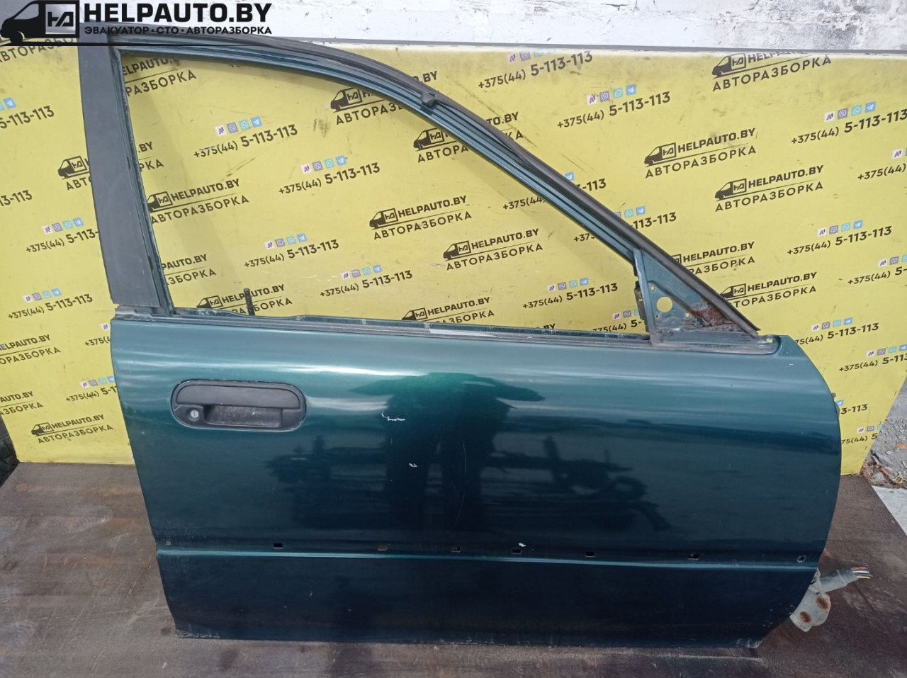 дверь передняя правая Rover 600 Series 1 поколение 1997, 2.0 л., бензин, МКПП, зеленый, седан, передний привод - фото №1
