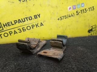 кронштейн радиатора Toyota Carina T170 1992, 1.6 л., 4A-FE, бензин, МКПП, красный, седан, передний привод