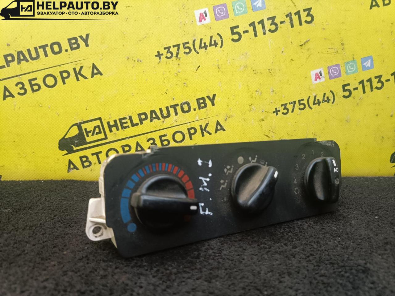 блок управления печки / климат-контроля Ford Mondeo 1 поколение 1996, 1.8 л., дизель, МКПП, синий, универсал, передний привод - фото №1